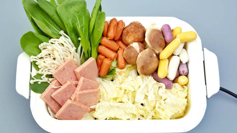 承味部队锅,似锦繁花只为搜罗自己喜欢的。,放入芝士年糕条