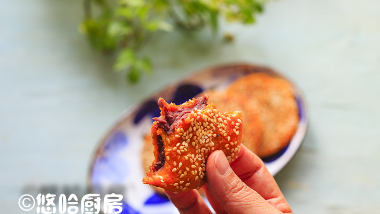 南瓜糯米饼,趁热吃,软软糯糯的,面里没有放糖,也能吃出一点点的甜味,南瓜自带甜味哦。