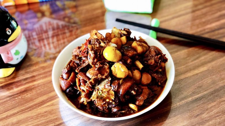 佳节又重阳,把酒黄昏后➕板栗烧小公鸡,成品一