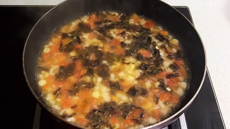 宝宝健康食谱 奶香什锦疙瘩汤,调匀即可