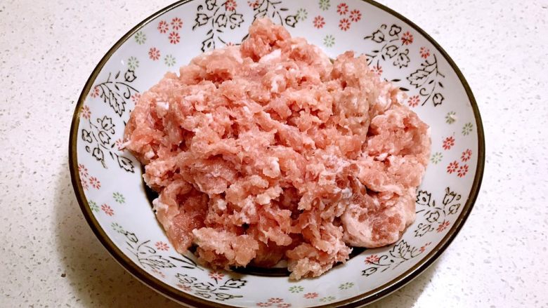宝宝健康食谱 西蓝花肉末饭团,猪<a style='color:red;display:inline-block;' href='/shicai/ 442'>肉末</a>