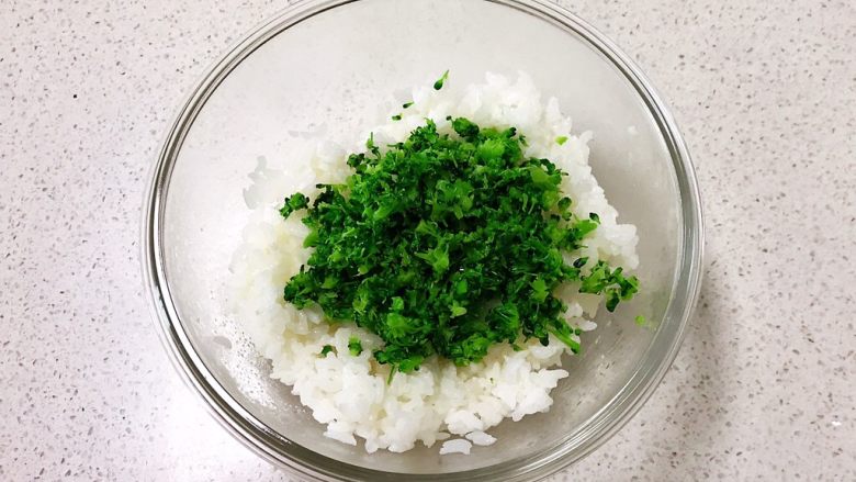宝宝健康食谱 西蓝花肉末饭团,加入西蓝花