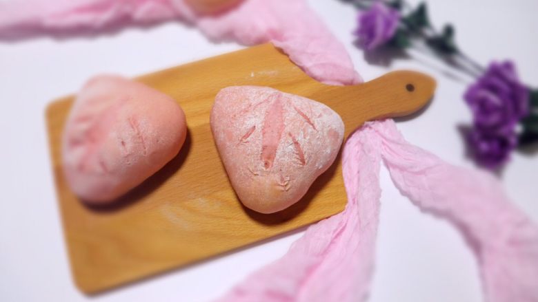 小盆友大盆友都喜欢~粉粉紫薯面包,粉粉嫩嫩