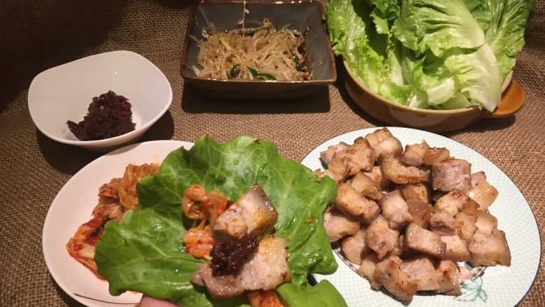 韩式五花肉,放泡菜、五花肉、包饭酱!