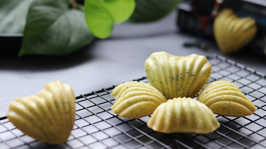 菠菜心形贝壳蛋糕