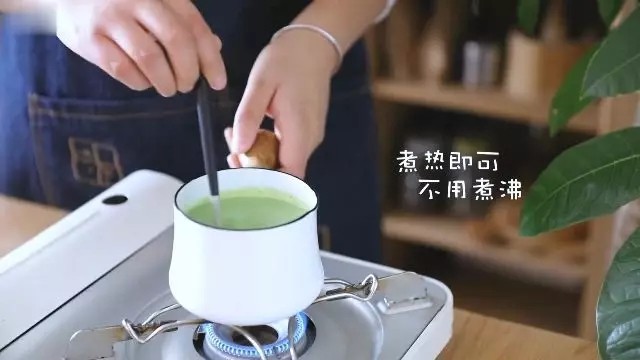 自制奶盖茶,同上