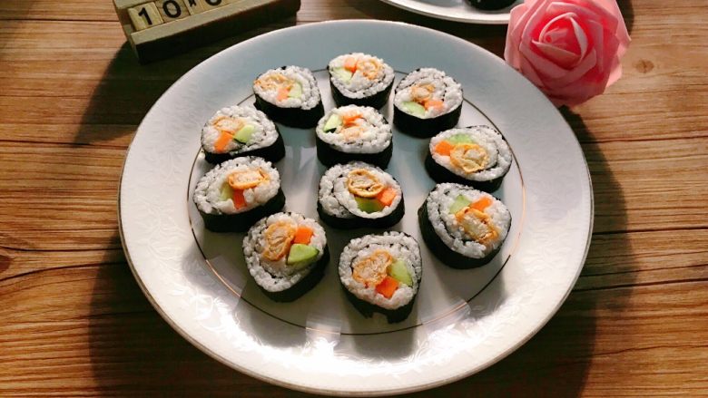 鸡肉寿司,成品。