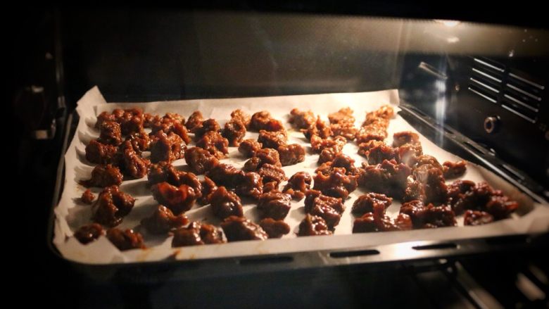 咖喱牛肉粒,145-150度烤30分钟