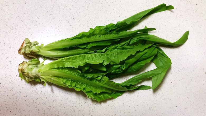 香辣脑花面,油麦菜心2棵