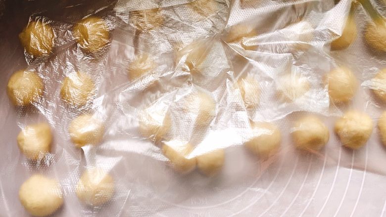 十味 玫瑰餐包,静置10分钟
