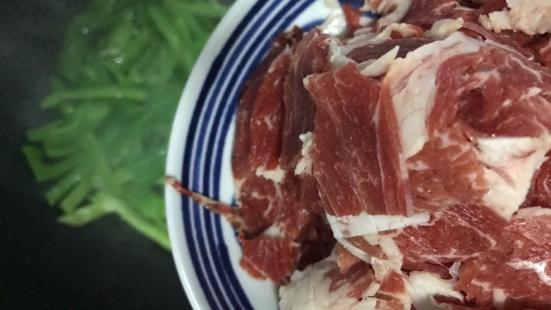 十味 黑胡椒青椒炒牛肉,下牛肉片