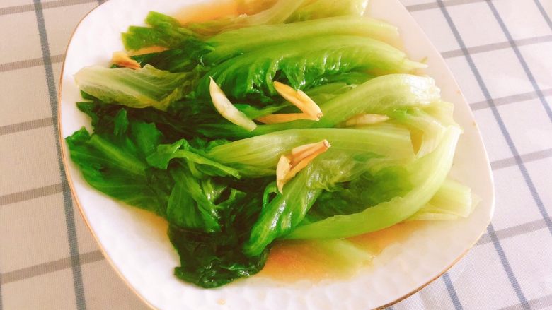 白灼春菜,特有食欲。