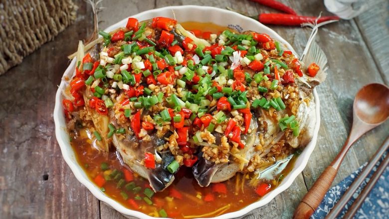 十味 剁椒鱼头,完成