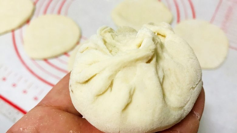十味 蜜豆馒头,像包包子一样包好。