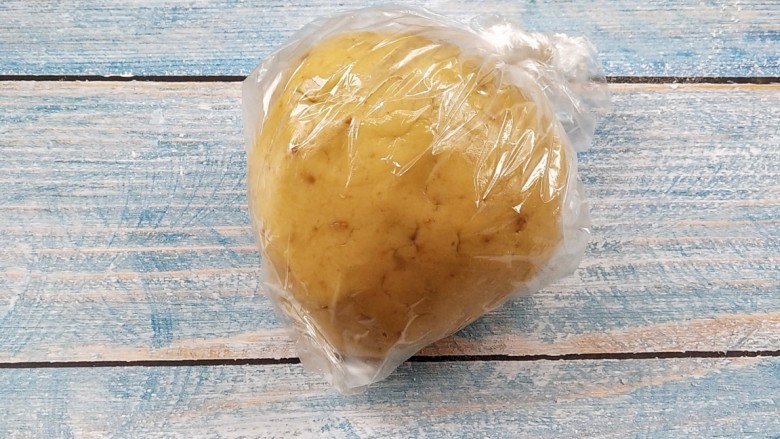 花生酱饼干,装入保鲜袋中,放入冰箱冷藏半个小时