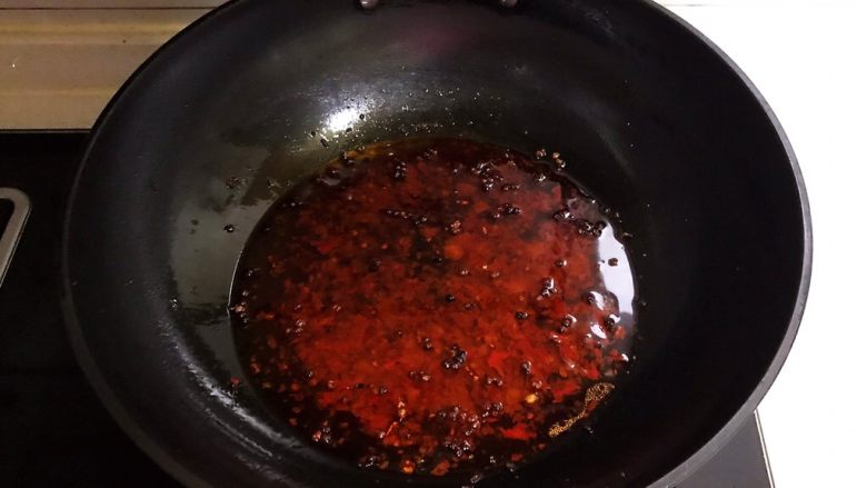 十味 私房菜 红油脑花,加入1000ml冷水