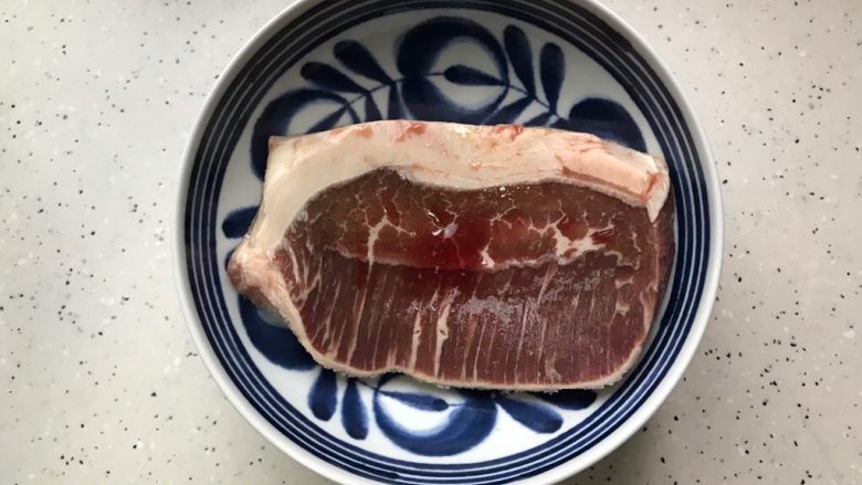 十味 蚝油胡萝卜洋葱牛肉丁,<a style='color:red;display:inline-block;' href='/shicai/ 217'>牛排</a>提前解冻