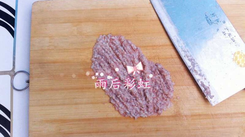 十味 辣白菜,继续剁成虾酱剁得我手好酸呐