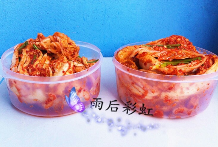 十味 辣白菜,放冰箱冷藏,至少一周以后拿出使用,想要更入味,就冷藏时间长一点再使用