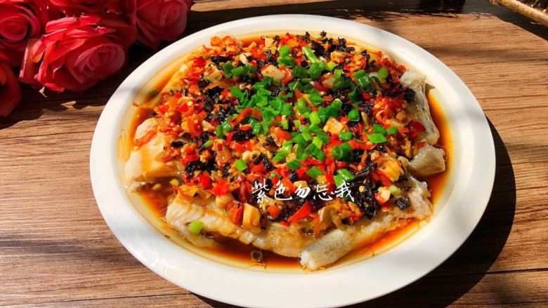 紫苏剁椒蒸龙头鱼