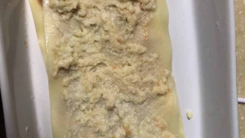 千层面,一层面皮铺一层白面糊