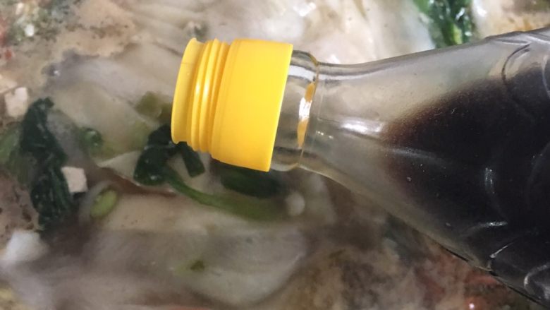 扯面,最后加醋调味,调好味继续煮