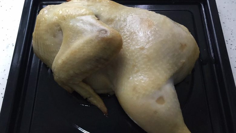 小青菜鸡架汤,烤好了,晾凉一下