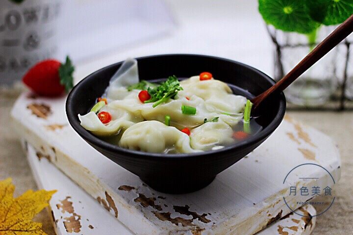 胶东半岛的三鲜馄饨,老公一口气吃了30个,还说没吃够。