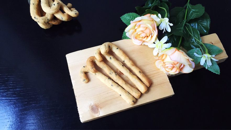 芝麻奶油拐棍饼干