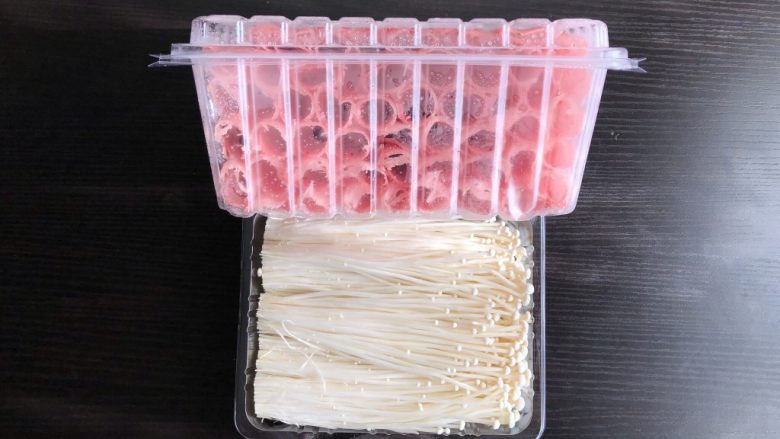 酸汤肥牛(微辣版),准备主要食材