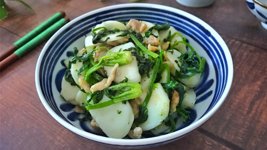 菠菜肉丝炒年糕