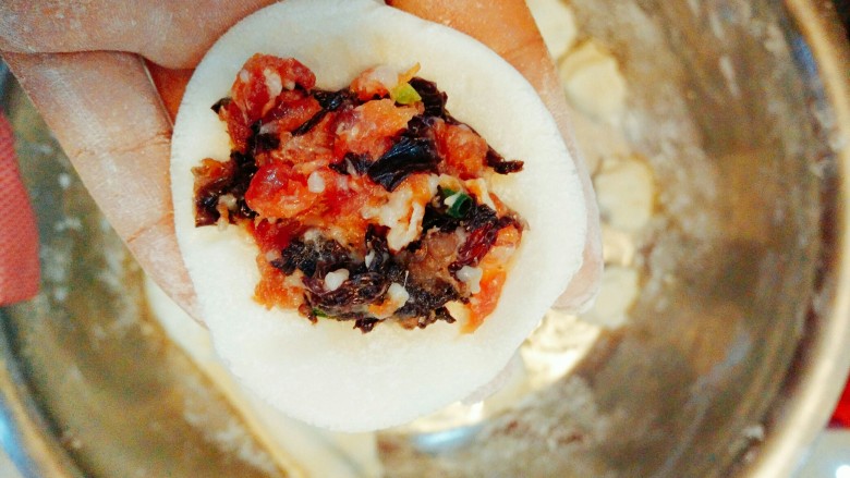 土豆丸(也叫假鱼丸),包入肉馅