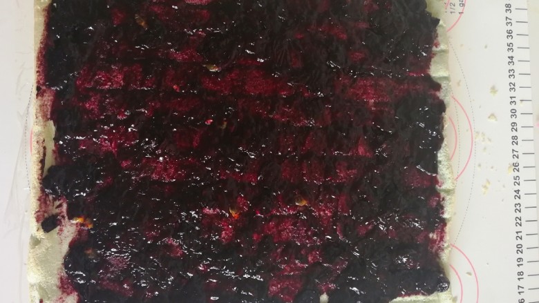 百变水果 蝶豆花蛋糕卷.百香果蓝莓馅,抹酱