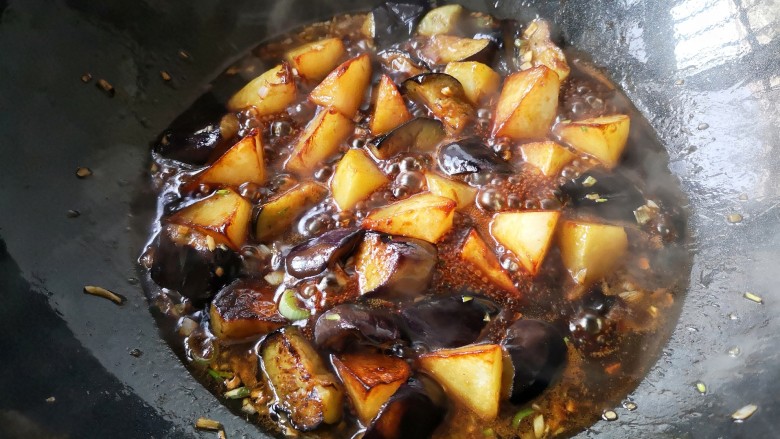 百吃不厌的下饭菜——地三鲜（免油炸健康版）,