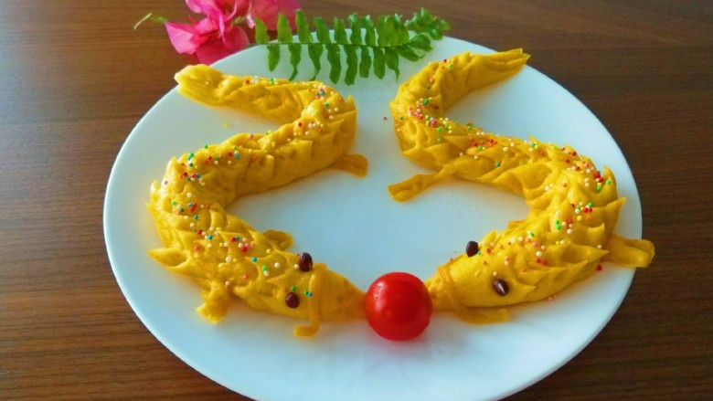 新文美食 二龙戏珠,成品图