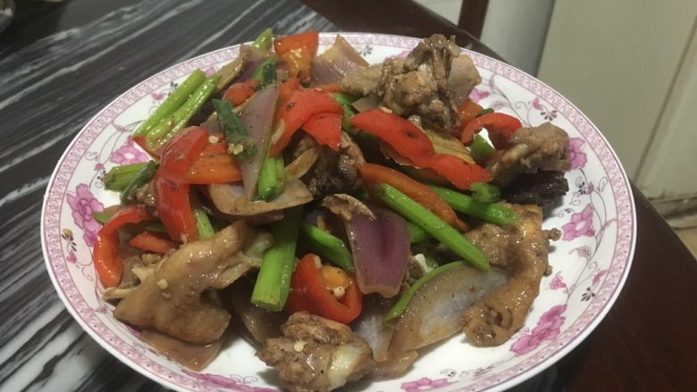 爆炒鸡块