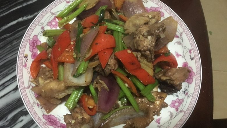 爆炒鸡块,出锅