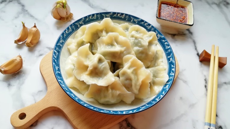 荠菜大肉馅饺子,鲜美无比,太好吃了。