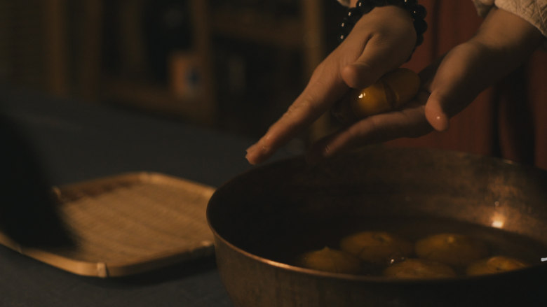 《北宋·橘饼》,漂洗,用清水浸泡24小时,期间反复换水3—4分钟