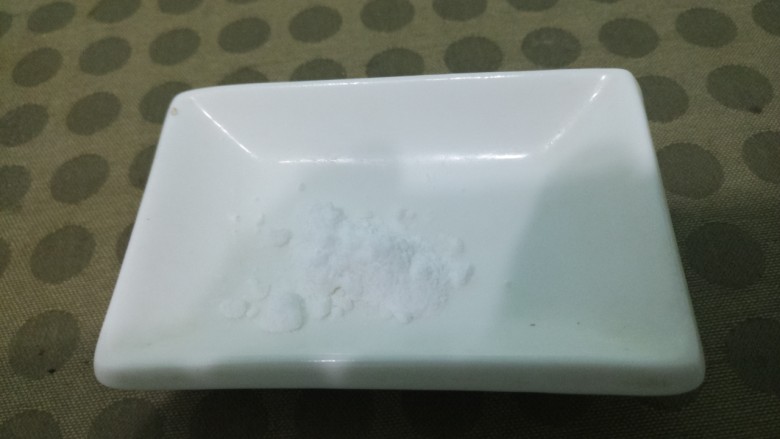 蛋黄溶豆,3g糖粉。