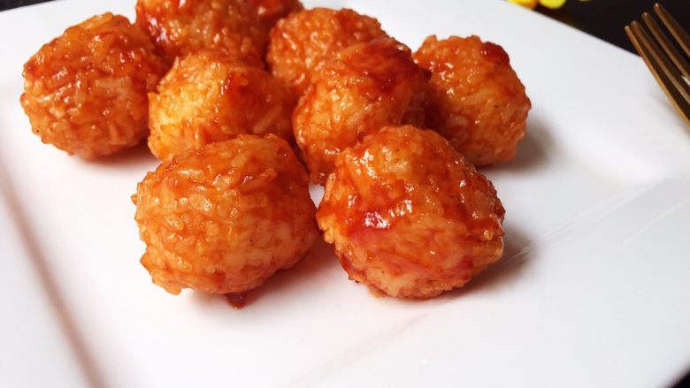 剩米饭逆袭-糖醋饭团,成品图!