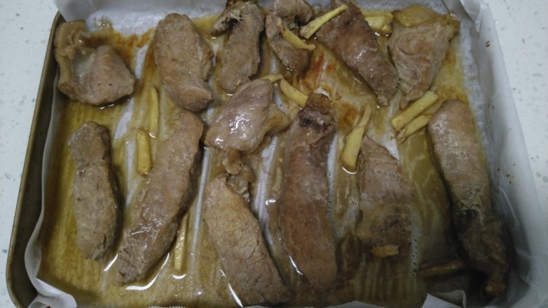 孜然牛排,取出。