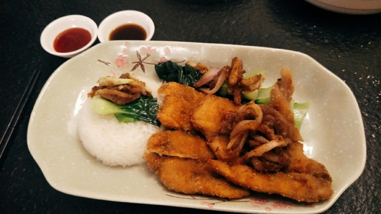 销魂鸡排饭,色香味俱全。鸡排饭就完成啦。😖超好吃