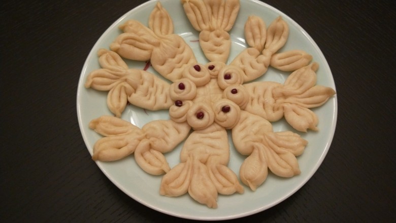 新文美食 小鱼蒸饼,成品图