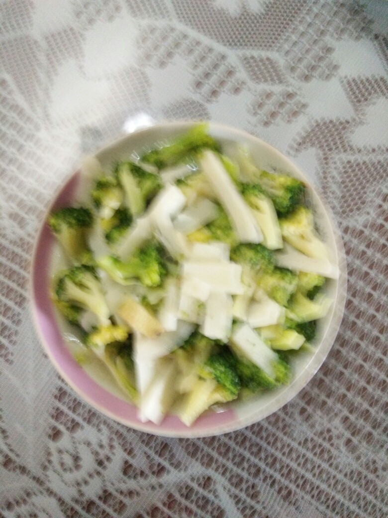 西兰花炒山药