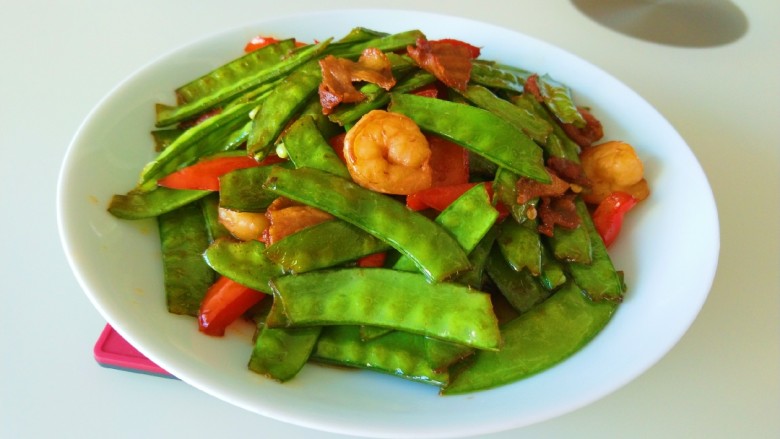 新文美食 五花肉炒荷兰豆,成品图