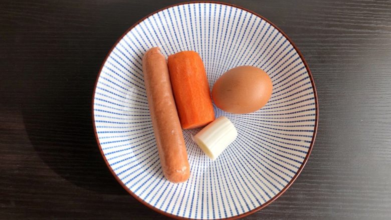 黑椒火腿炒饭,准备食材