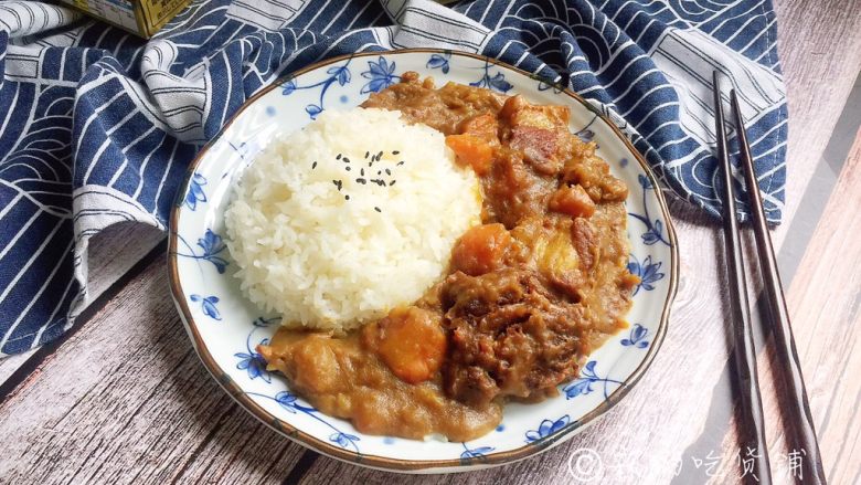 日式咖喱饭 家庭方便版,完成