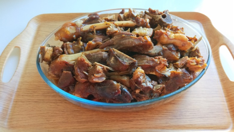 新文美食 红焖羊骨汤,成品图