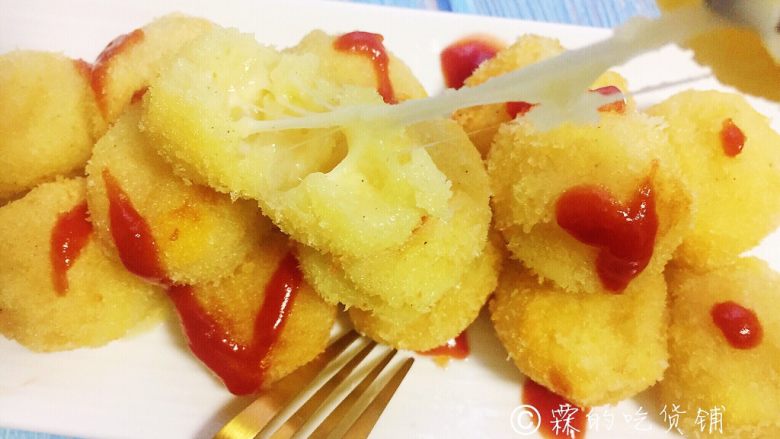 芝士土豆球——土豆的N种吃法2,趁热食用,完美的拉丝,哈哈